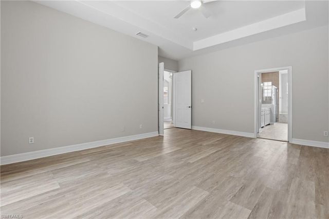 2480 52nd AVE NE, Naples, FL 34120