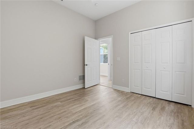 2480 52nd AVE NE, Naples, FL 34120