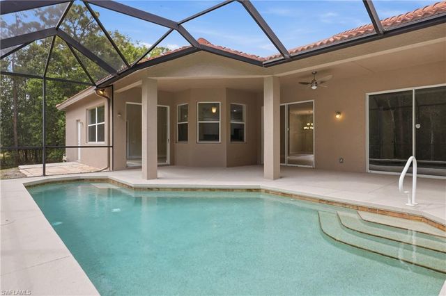 2480 52nd AVE NE, Naples, FL 34120