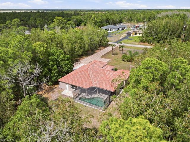 2480 52nd AVE NE, Naples, FL 34120