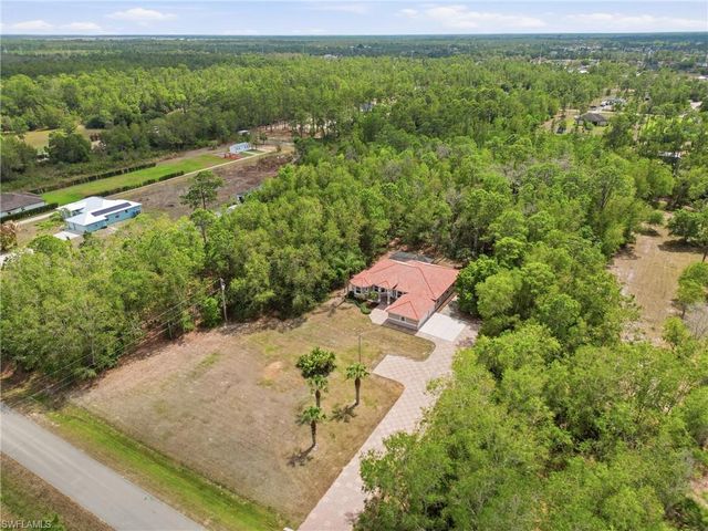 2480 52nd AVE NE, Naples, FL 34120