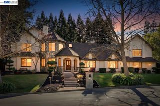 5212 Blackhawk Dr, Danville, CA 94506