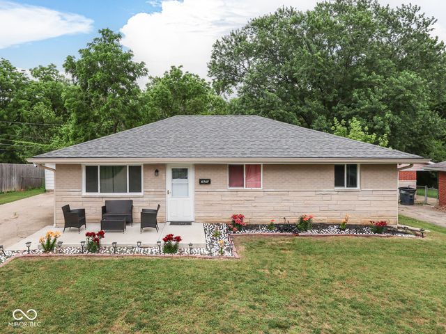 521 S 4th Avenue, Beech Grove, IN 46107