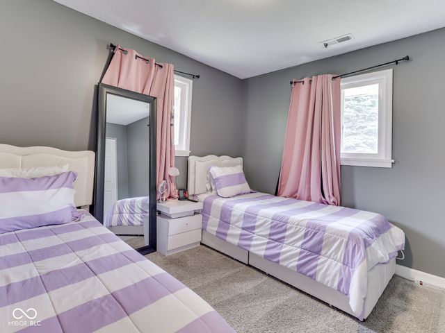 521 S 4th Avenue, Beech Grove, IN 46107