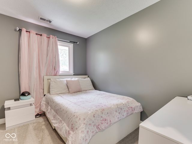 521 S 4th Avenue, Beech Grove, IN 46107