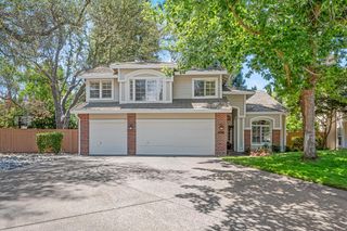 2064 Red Star Ct, Gold River, CA 95670
