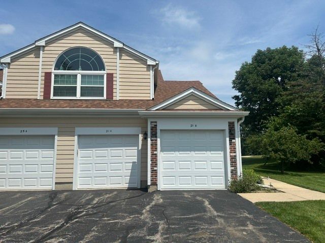 21 TRUMAN Court A, Streamwood, IL 60107