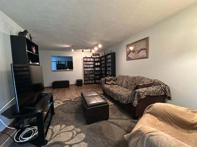 21 TRUMAN Court A, Streamwood, IL 60107