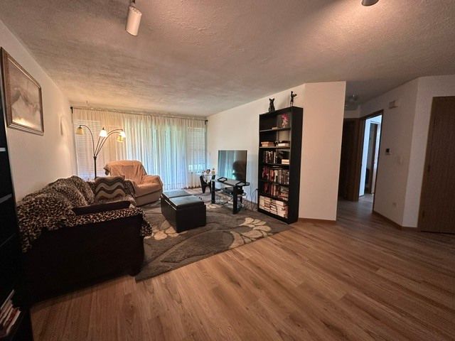 21 TRUMAN Court A, Streamwood, IL 60107