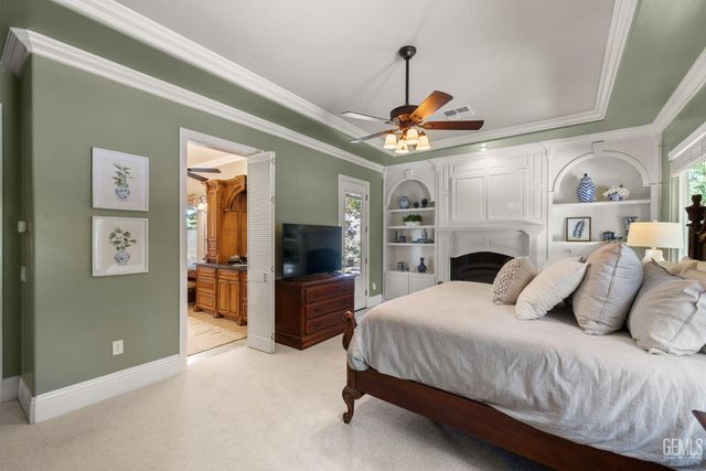 2902 Ragland Court, Bakersfield, CA 93311