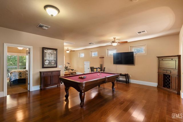 2902 Ragland Court, Bakersfield, CA 93311