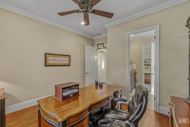 2902 Ragland Court, Bakersfield, CA 93311