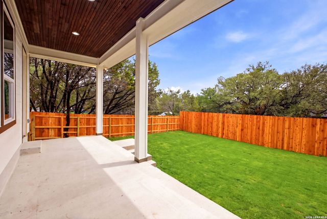1194 Bob White, Spring Branch, TX 78070