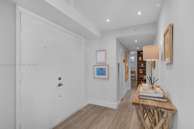 609 Ocean Dr 4G, Key Biscayne, FL 33149