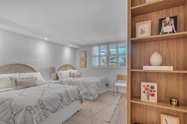 609 Ocean Dr 4G, Key Biscayne, FL 33149