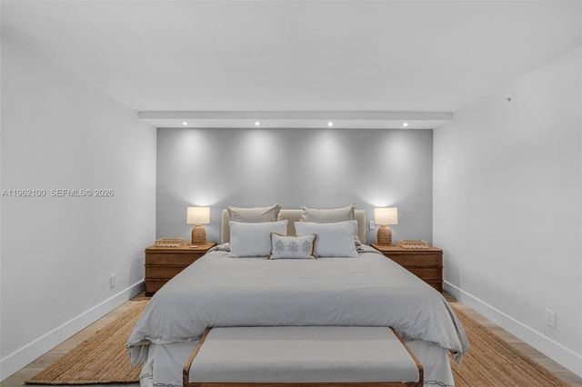 609 Ocean Dr 4G, Key Biscayne, FL 33149