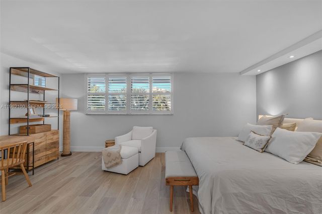 609 Ocean Dr 4G, Key Biscayne, FL 33149