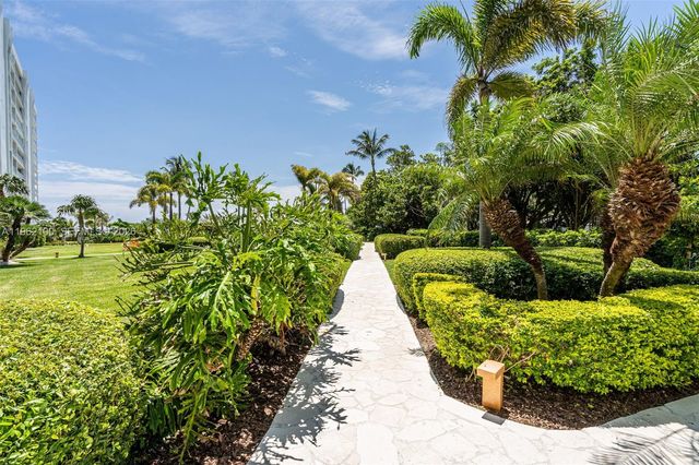 609 Ocean Dr 4G, Key Biscayne, FL 33149