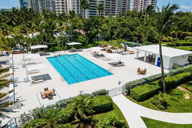 609 Ocean Dr 4G, Key Biscayne, FL 33149