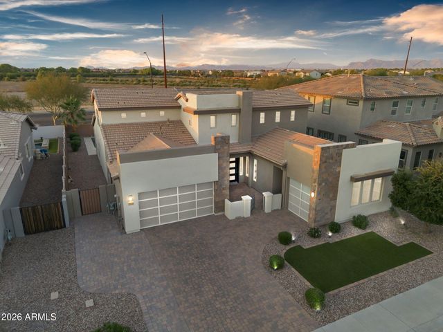 3532 E PENEDES Drive, Gilbert, AZ 85298