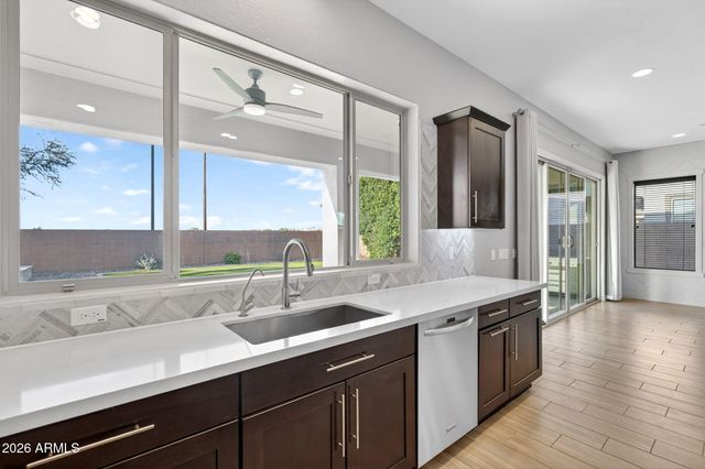 3532 E PENEDES Drive, Gilbert, AZ 85298