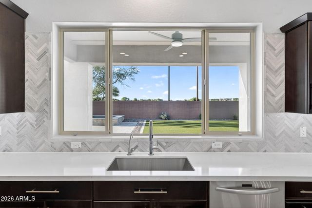 3532 E PENEDES Drive, Gilbert, AZ 85298