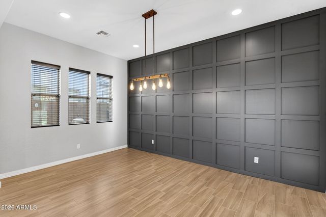3532 E PENEDES Drive, Gilbert, AZ 85298