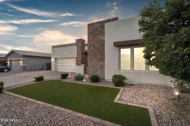 3532 E PENEDES Drive, Gilbert, AZ 85298