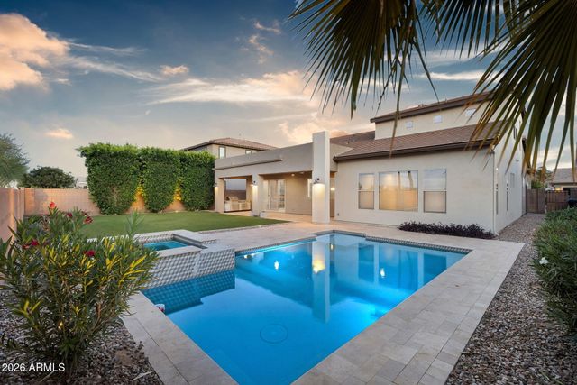 3532 E PENEDES Drive, Gilbert, AZ 85298