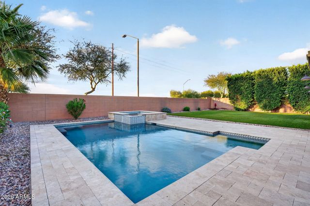 3532 E PENEDES Drive, Gilbert, AZ 85298