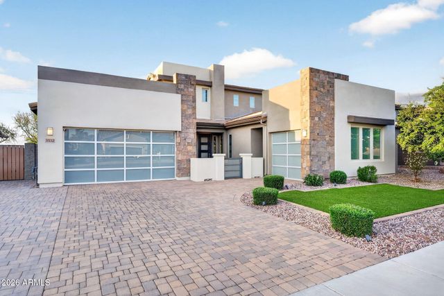 3532 E PENEDES Drive, Gilbert, AZ 85298