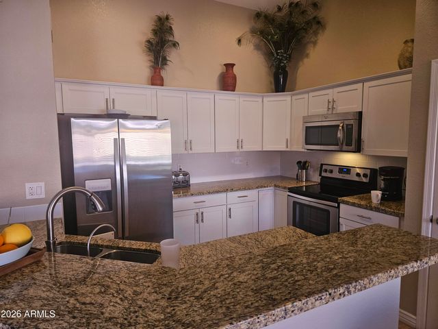 25426 S SPRING CREEK Road, Sun Lakes, AZ 85248