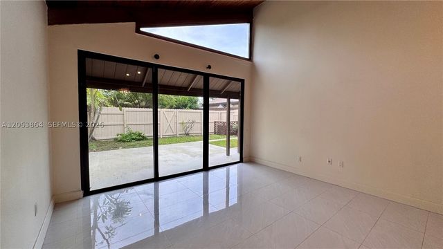 11344 SW 112th Cir Ln S, Miami, FL 33176