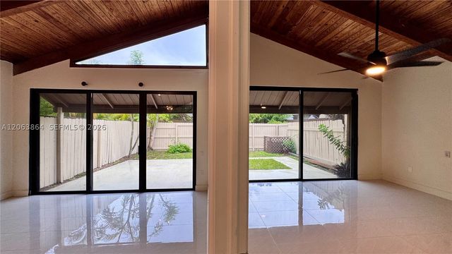 11344 SW 112th Cir Ln S, Miami, FL 33176