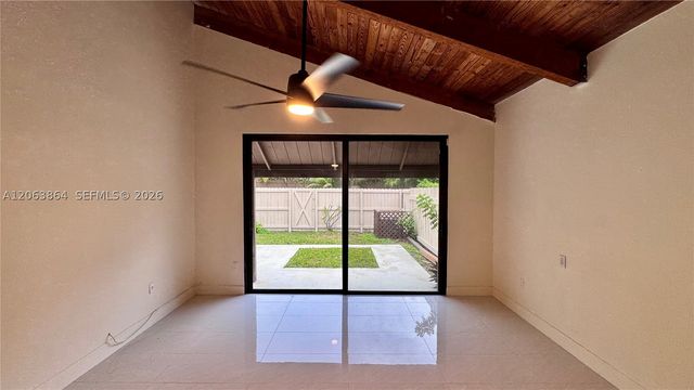 11344 SW 112th Cir Ln S, Miami, FL 33176