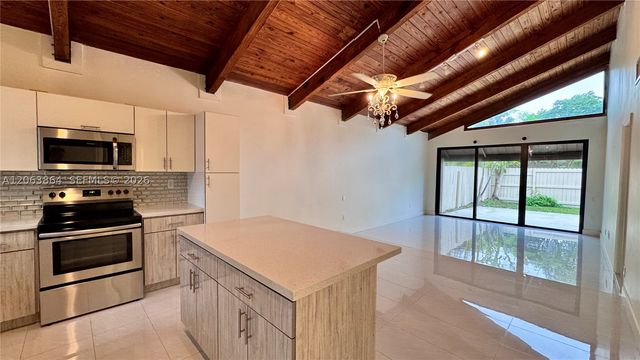 11344 SW 112th Cir Ln S, Miami, FL 33176