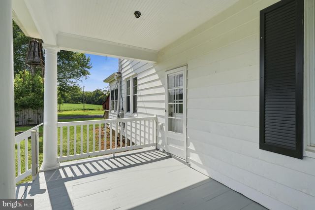 22422 WHITES FERRY RD, Dickerson, MD 20842