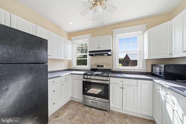 22422 WHITES FERRY RD, Dickerson, MD 20842