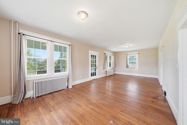 22422 WHITES FERRY RD, Dickerson, MD 20842