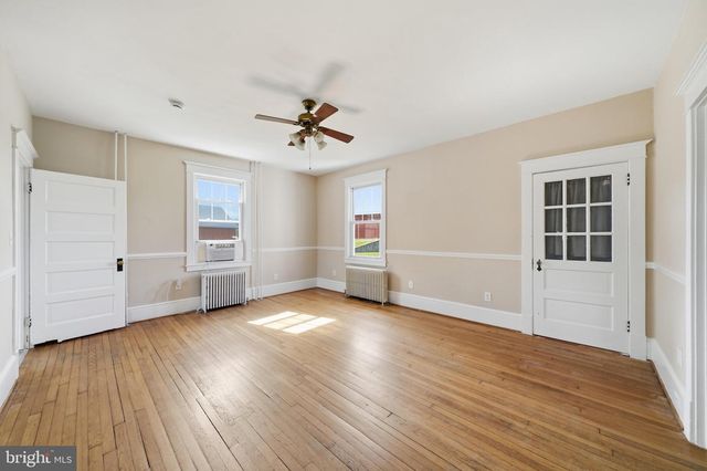 22422 WHITES FERRY RD, Dickerson, MD 20842