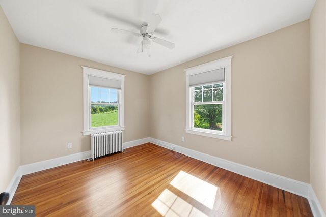 22422 WHITES FERRY RD, Dickerson, MD 20842