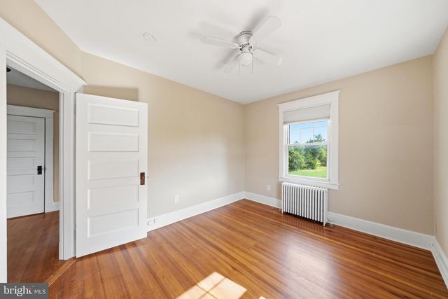 22422 WHITES FERRY RD, Dickerson, MD 20842