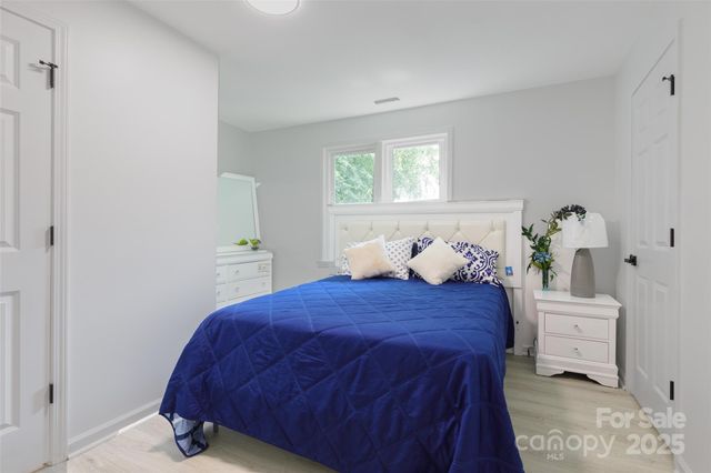 1919 Gay Street, Statesville, NC 28625