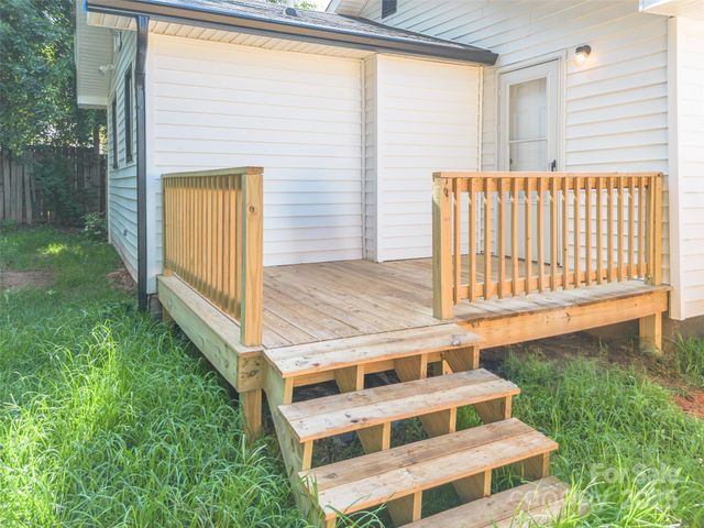 1919 Gay Street, Statesville, NC 28625