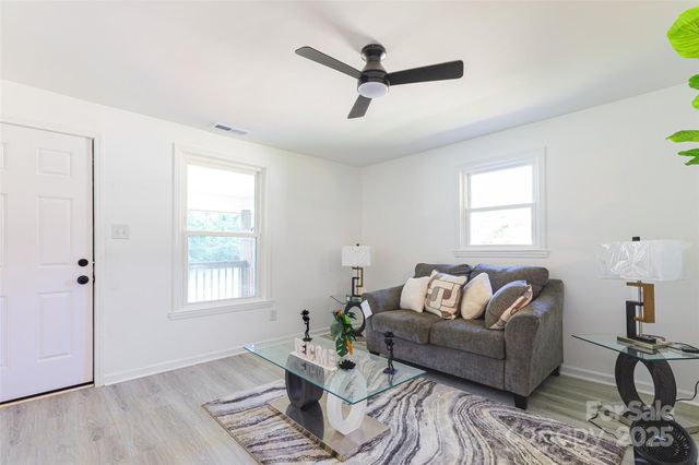 1919 Gay Street, Statesville, NC 28625