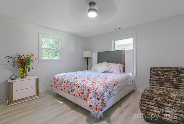 1919 Gay Street, Statesville, NC 28625
