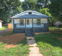 1919 Gay Street, Statesville, NC 28625
