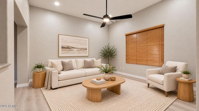 1935 W BUSONI Place, Phoenix, AZ 85023