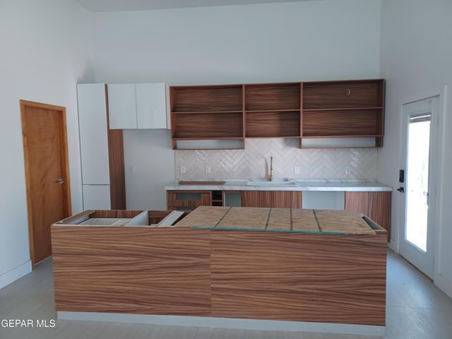 115 BIRD Avenue, El Paso, TX 79922