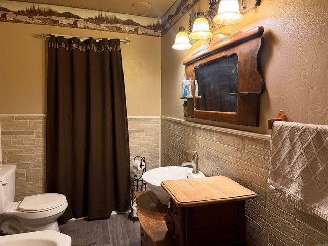 512 West Street, White Hall, AR 71602